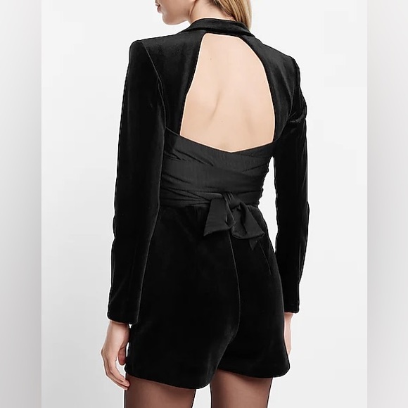 Velvet Padded Shoulder Wrap Belt Open Back Blazer Romper - Picture 3 of 5